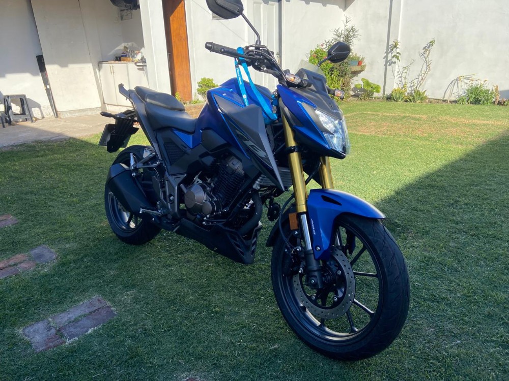 Honda Twister CB 300 F